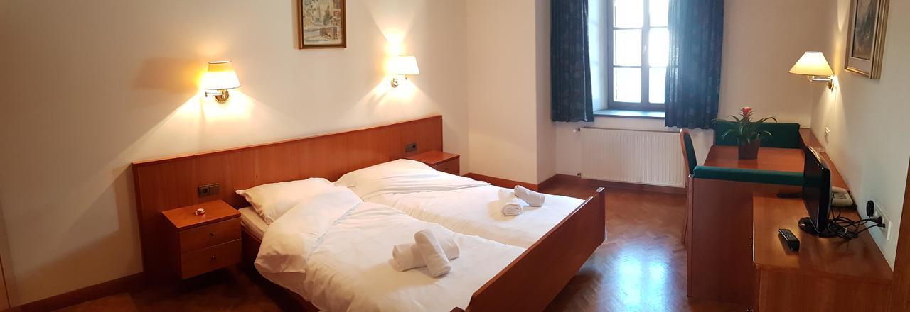 Weisses Roessl Bed & Breakfast Appiano Sulla Strada Del Vino Dış mekan fotoğraf